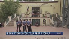 Breaking News delle 21.30 | Roma, 13enne accoltella prof a scuola
