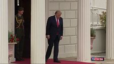 Guerra Iran, Trump: "Deciderò se e quando colpirli, è meglio che si comportino bene"
