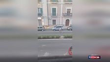 Crotone, danneggia auto in sosta e aggredisce i poliziotti con una spranga