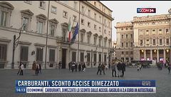 Breaking News delle 14.00 | Carburanti, sconto accise dimezzato
