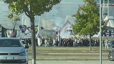 Ultrà della Juve in protesta fuori dallo Stadium