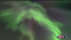 Finlandia, lo spettacolo dell'aurora boreale colora il cielo di Rovaniemi