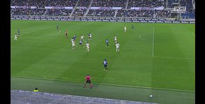 La Supermoviola di Atalanta-Venezia: il VAR aiuta Tremolada, Elmas da rosso