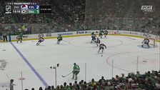 Nhl, via guantoni e caschetto: rissa in Colorado-Dallas."