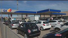 Lunghe code ai distributori in Puglia per le proteste degli autotrasportatori