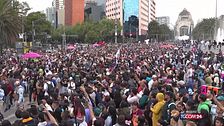 A Città del Messico l'annuale "Zombie Walk"