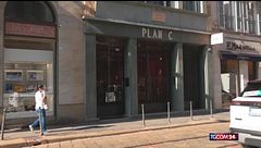 Caos a Milano, cosa è stato rubato durante l'assalto ai negozi