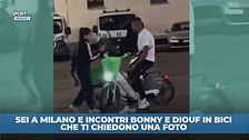 Bonny e Diouf a Milano in bici elettrica: il video è virale