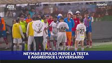 Rosso per Neymar e lui perde la testa