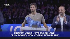 Musetti vince a Lione, il momento della premiazione