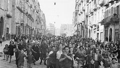 ep.1 - Napoli 1943 - 4 giorni per la libertà