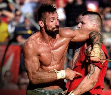 Calcio storico fiorentino - I nuovi gladiatori