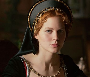 Becoming Elizabeth 1