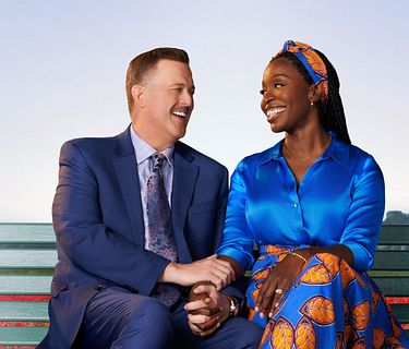 Bob hearts Abishola 5